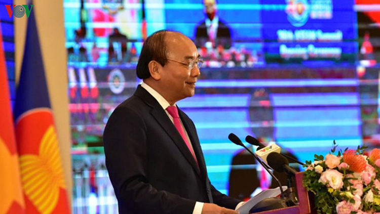 Thủ tướng Nguyễn Xuân Phúc phát biểu tại phiên khai mạc Hội nghị cấp cao ASEAN lần thứ 36.