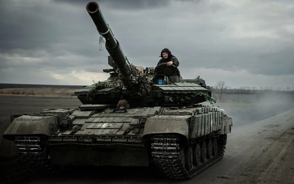 Xe tăng Ukraine ở vùng Donetsk. Ảnh: Nytimes