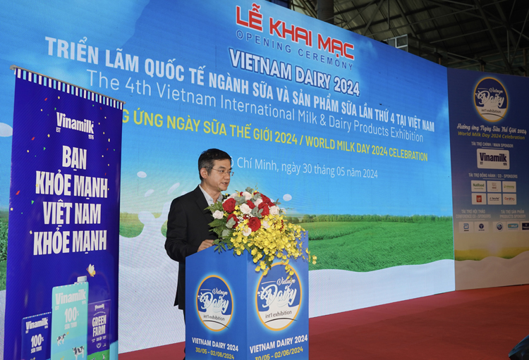 Ông Nguyễn Quang Trí – Giám đốc điều hành Marketing Vinamilk – phát biểu tại sự kiện khai mạc Triển lãm quốc tế ngành sữa và sản phẩm sữa 2024.