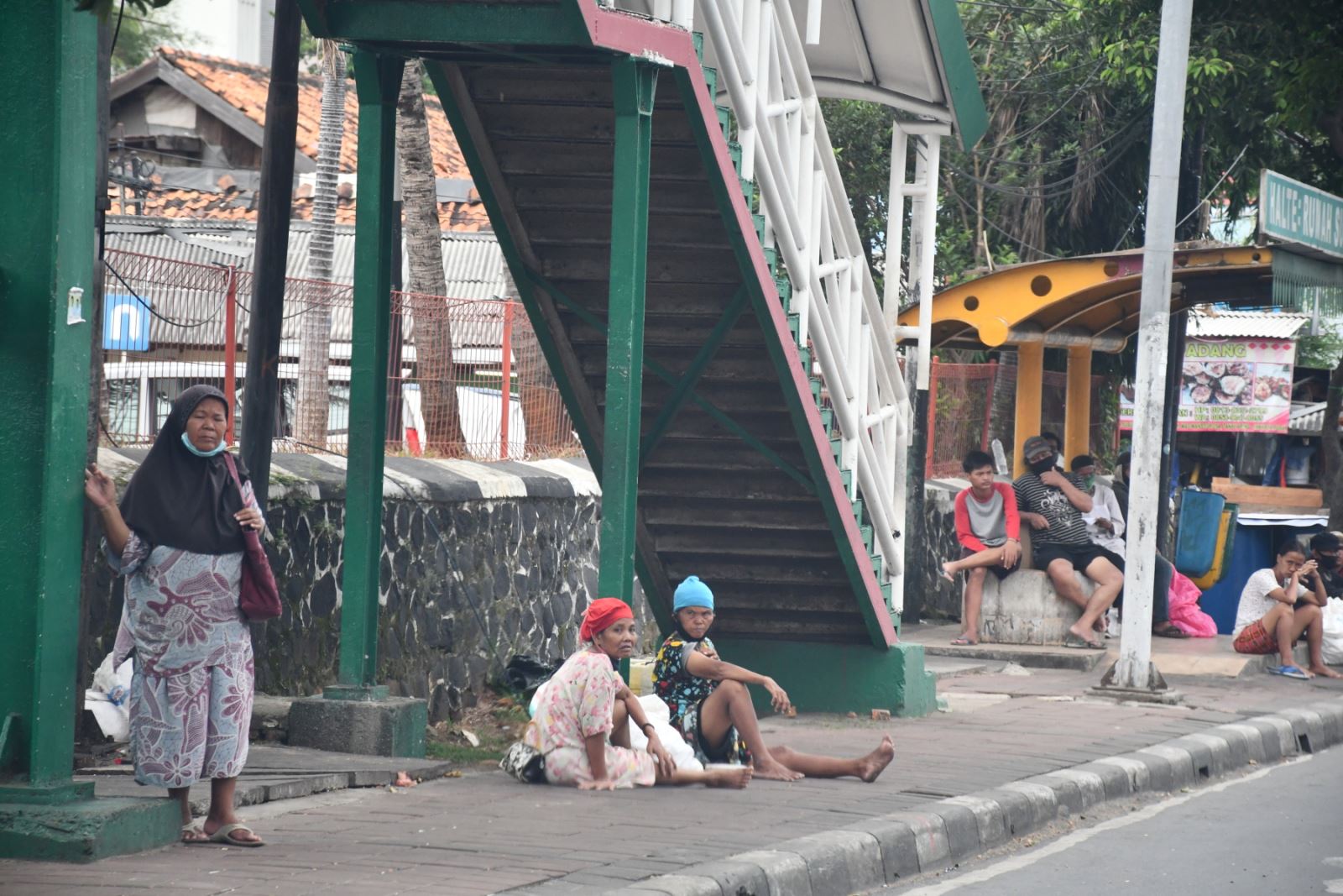 Theo các chuyên gia kinh tế, tỷ lệ người nghèo ở Indonesia năm 2020 sẽ tăng từ 9,22% vào năm 2019 thành 11,5% vào năm nay (Ảnh: Hương Trà/VOV Jakarta).