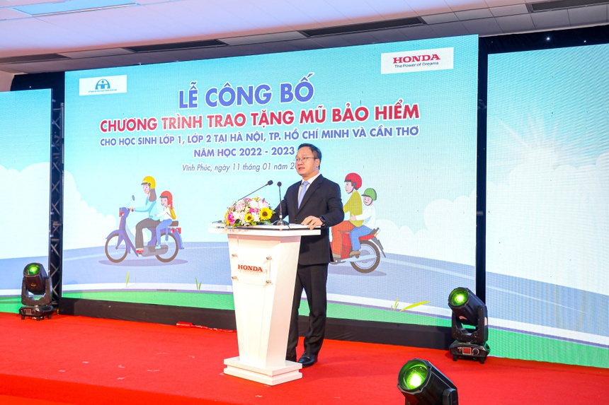 Ông Khuất Việt Hùng - Phó Chủ tịch Chuyên trách Ủy ban An toàn giao thông Quốc gia