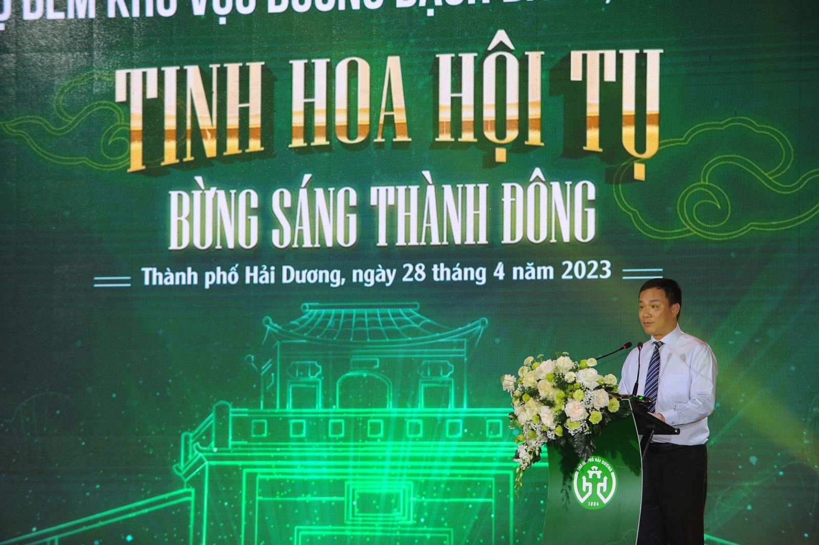 Ông Triệu Thế Hùng - Chủ tịch UBND tỉnh Hải Dương - phát biểu khai trương