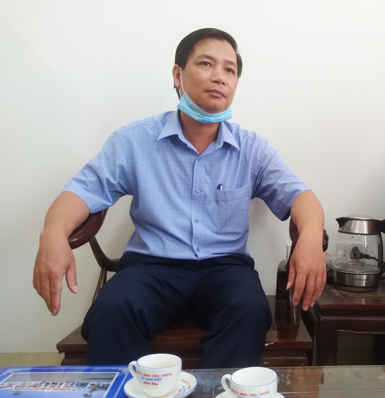 Ông Nguyễn Văn Tuấn, Chủ tịch UBND xã Ninh Hiệp là người ban hành nhiều văn bản gian dối vi phạm nghiêm trọng đến quyền và lợi ích của người dân.