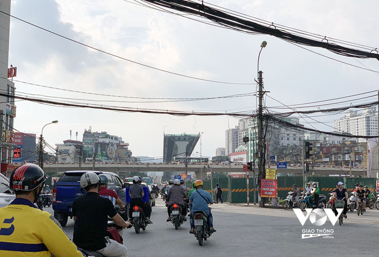 Tuyến đường Đại La - Minh Khai sau khi hoàn thành sẽ nối vào tuyến Trường Chinh về cơ bản đã được giải phóng và đang trong quá trình hoàn thiện.