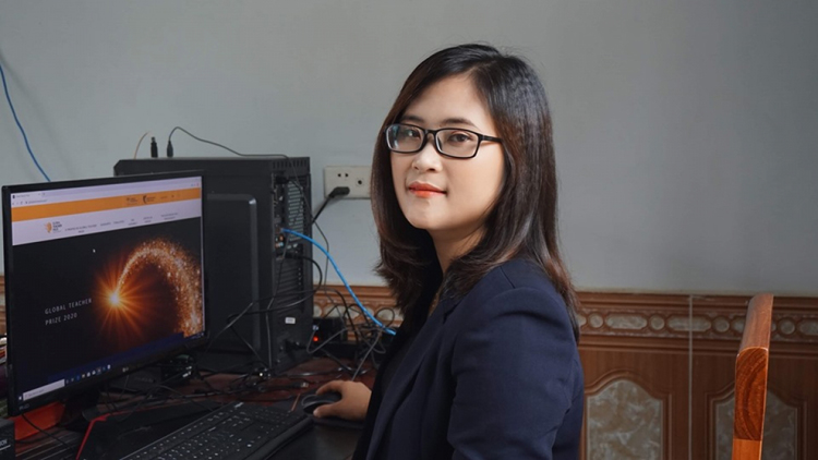 Cô Hà Ánh Phượng lọt top 10 giáo viên toàn cầu. (Ảnh: Bộ GD-ĐT)