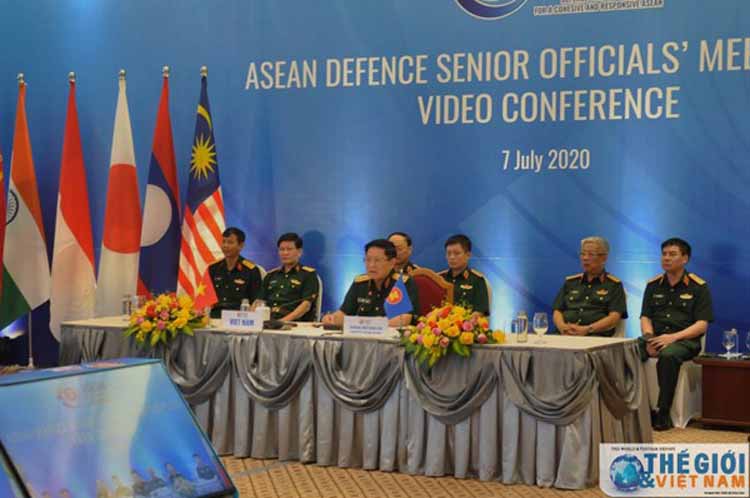 Đại tướng Ngô Xuân Lịch, Bộ trưởng Bộ Quốc phòng Việt Nam phát biểu chào mừng Hội nghị ADSOM+. Ảnh: Báo Thế giới và Việt Nam.