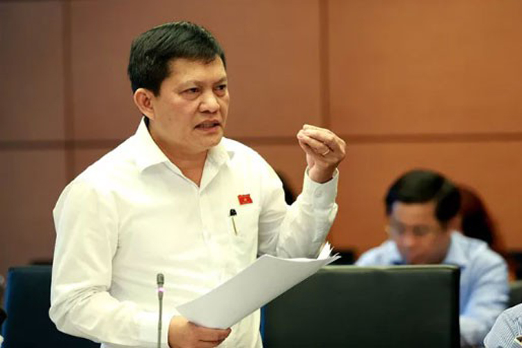 ĐBQH Phạm Phú Quốc trong một lần phát biểu tại Quốc hội. (ảnh: Người Lao động)