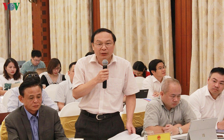 Thứ trưởng Bộ TNMT Lê Công Thành phát biểu tại Họp báo Chính phủ thường kỳ.