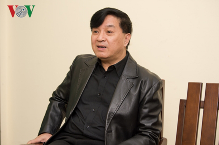 Phó Giám đốc Nhà hát Ca, Múa, Nhạc Việt Nam Hoàng Xuân Bình. (Ảnh: Vũ Toàn)