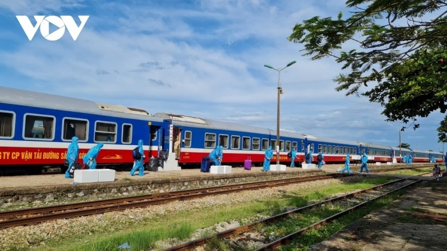 Tổng Công ty Đường sắt Việt Nam (VNR) vừa thông báo áp dụng quy định mới về vận tải hành lý theo tàu khách từ tháng 2/2024.