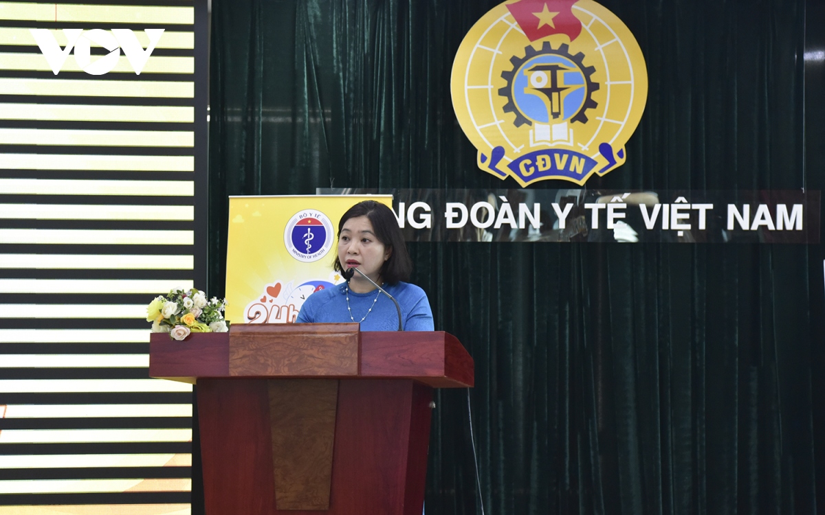 Ths. Bác sĩ Phạm Thanh Thủy, Phó Chủ tịch Công đoàn Y tế Việt Nam chia sẻ tại chương trình.
