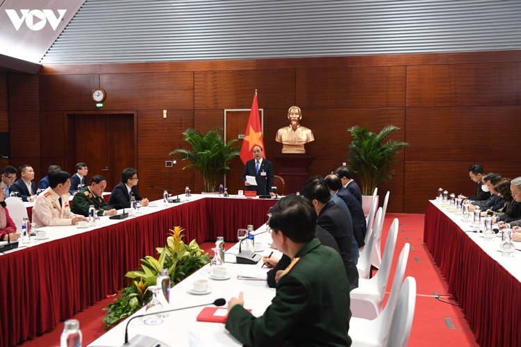 Thủ tướng Nguyễn Xuân Phúc chủ trì cuộc họp khẩn về tình hình dịch Covid-19 vào sáng 28/1 tại Trung tâm Hội nghị Quốc gia.