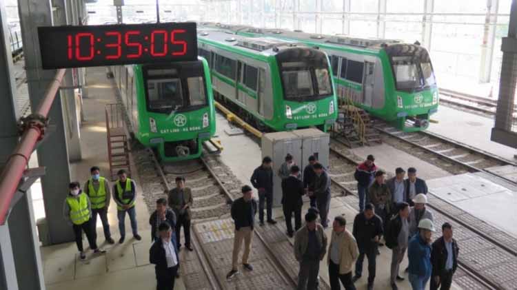Dự án đường sắt Cát Linh - Hà Đông (Hà Nội) được vận hành thử nghiệm toàn hệ thống theo 166 quy trình, từ ngày 12/12 - 31/12/2020 nhưng đến nay vẫn chưa thể vận hành thương mại.