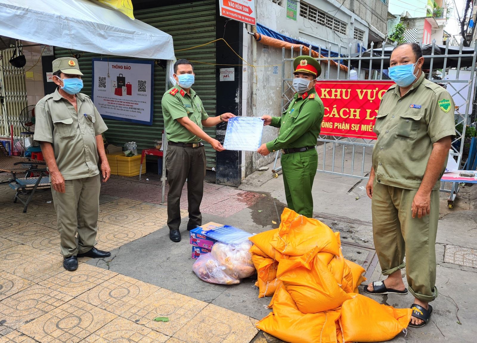 Bên cạnh việc thực hiện tốt công tác đảm bảo an ninh trật tự, Công an TP Cần Thơ đã tăng cường nguồn lực hỗ trợ công tác an sinh xã hội trên địa bàn.