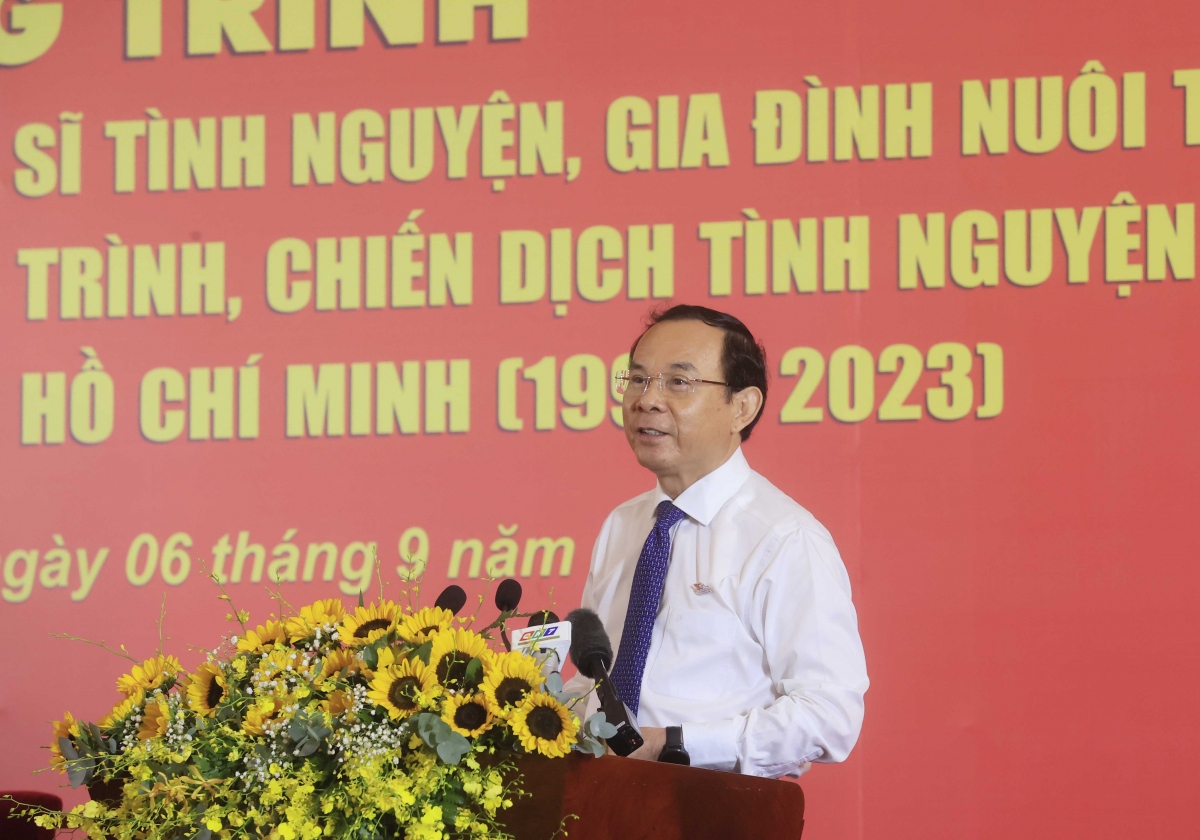 Bí thư Thành ủy TP.HCM Nguyễn Văn Nên phát biểu.