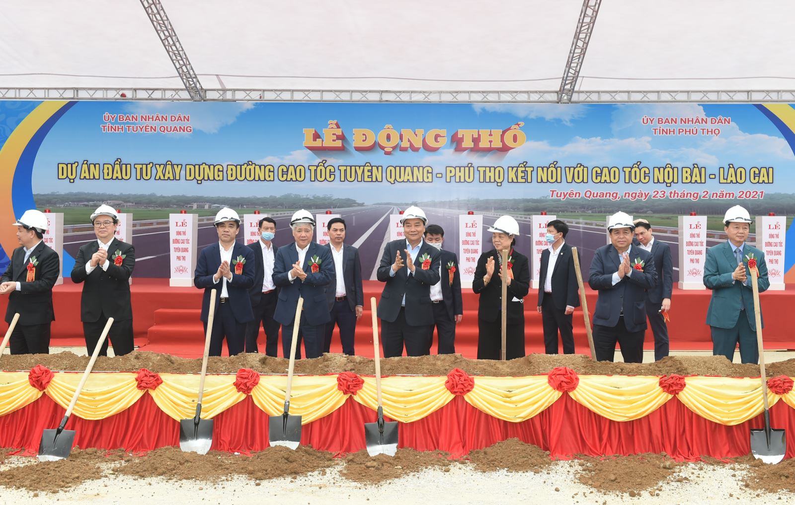 Lãnh đạo Đảng và Nhà nước dự Lễ động thổ dự án đầu tư xây dựng đường cao tốc Tuyên Quang - Phú Thọ kết nối với cao tốc Nội Bài - Lào Cai.