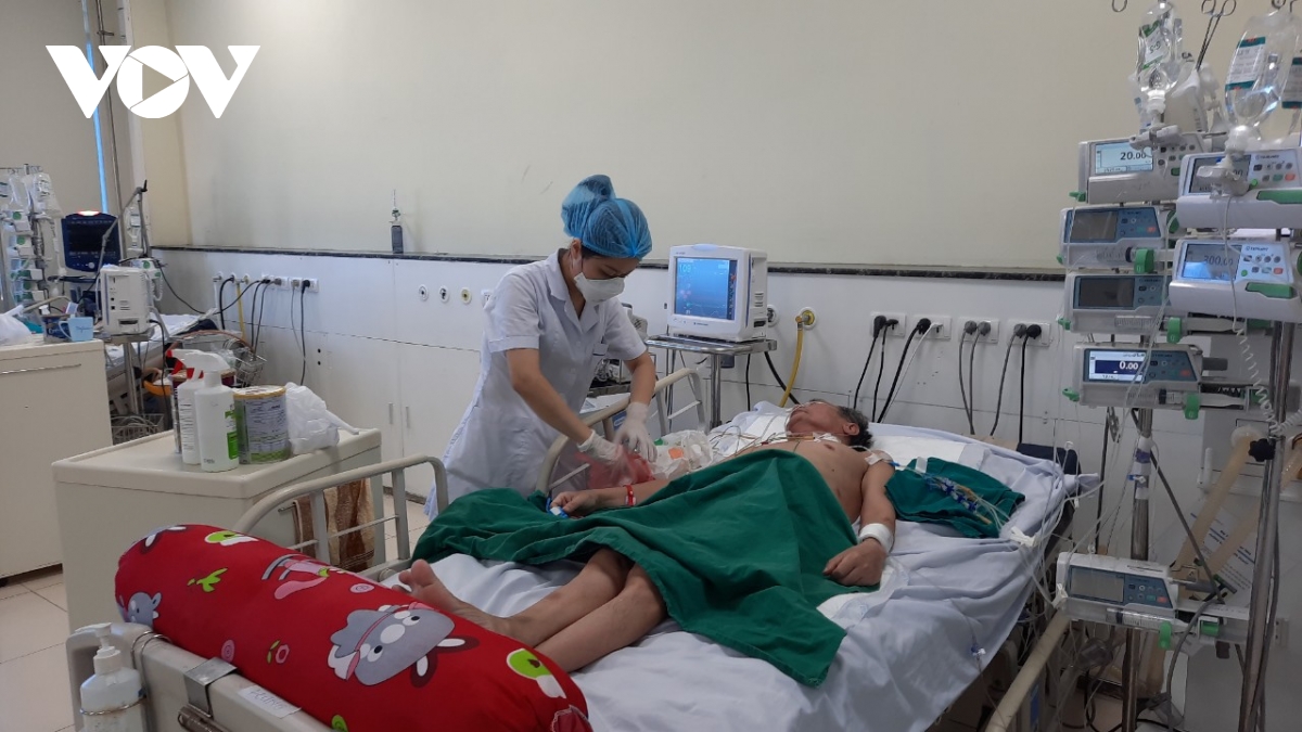 Bệnh nhân Covid-19 nặng điều trị tại Khoa Hồi sức tích cực, Bệnh viện Bệnh Nhiệt đới Trung ương.