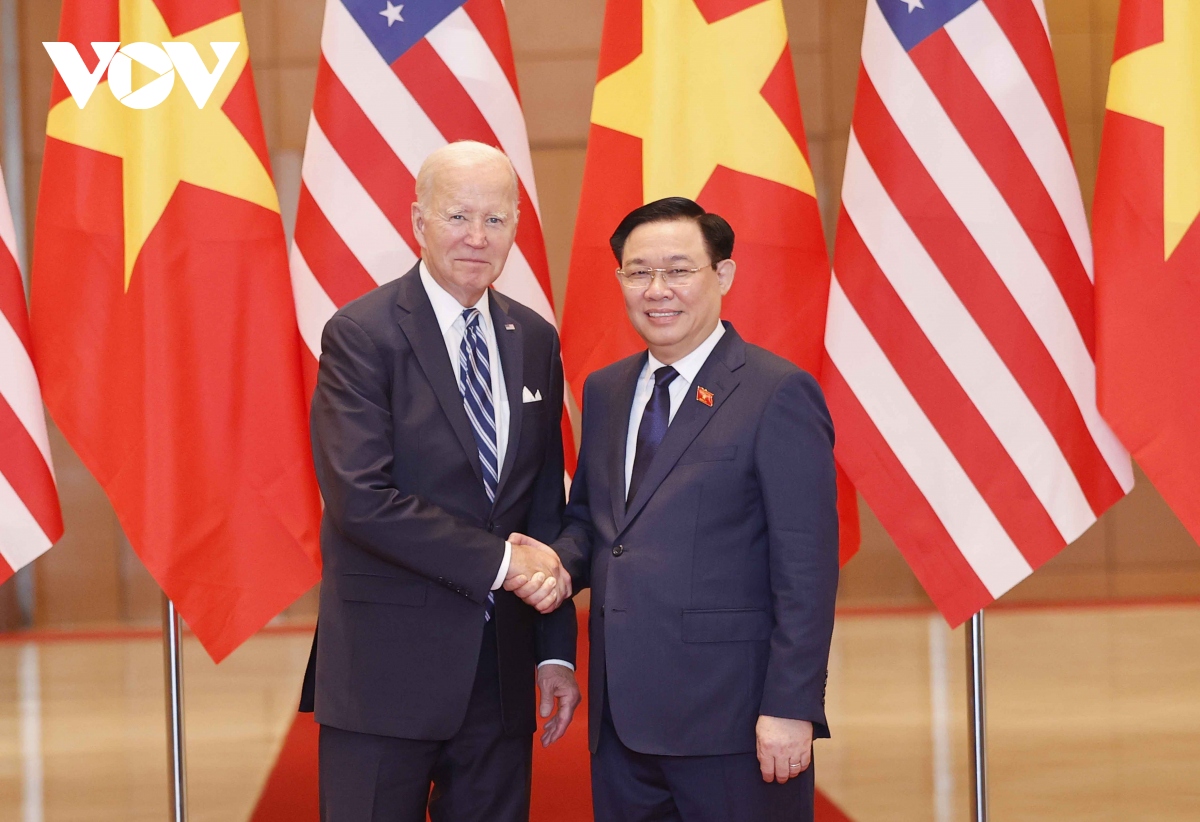 Chủ tịch Quốc hội Vương Đình Huệ và Tổng thống Mỹ Joe Biden tại cuộc hội kiến chiều 11/9.