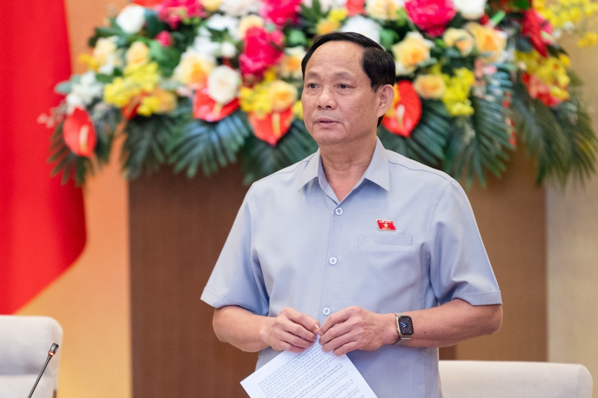 Phó Chủ tịch Quốc hội Trần Quang Phương.