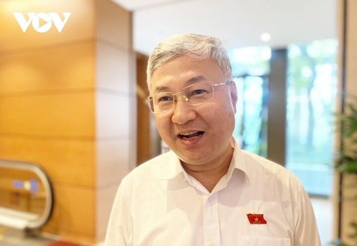Ông Trần Văn Lâm, Ủy viên Thường trực, Ủy ban Tài chính - Ngân sách của Quốc hội.