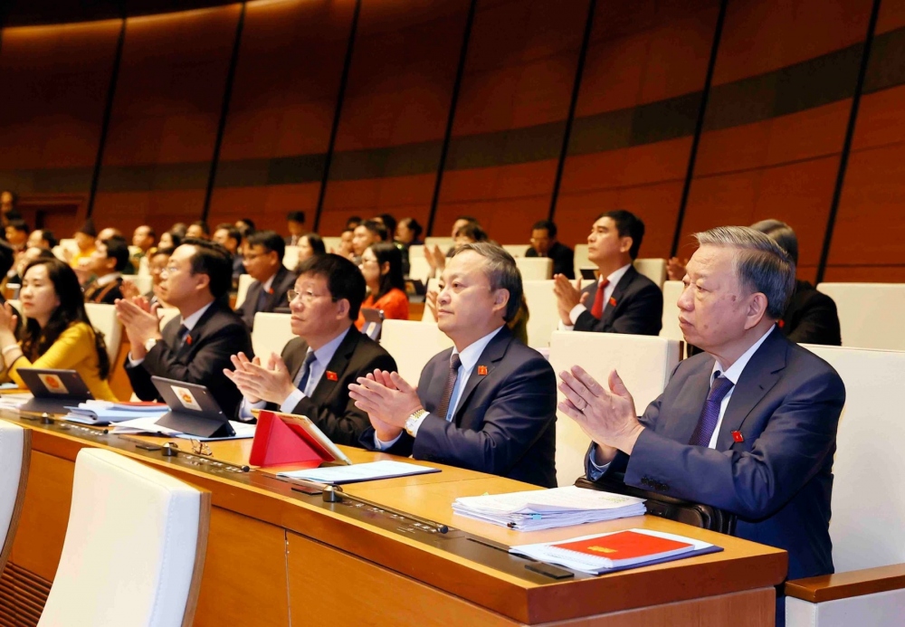 Các đại biểu Quốc hội dự phiên khai mạc kỳ họp thứ 6 Quốc hội khóa XV.