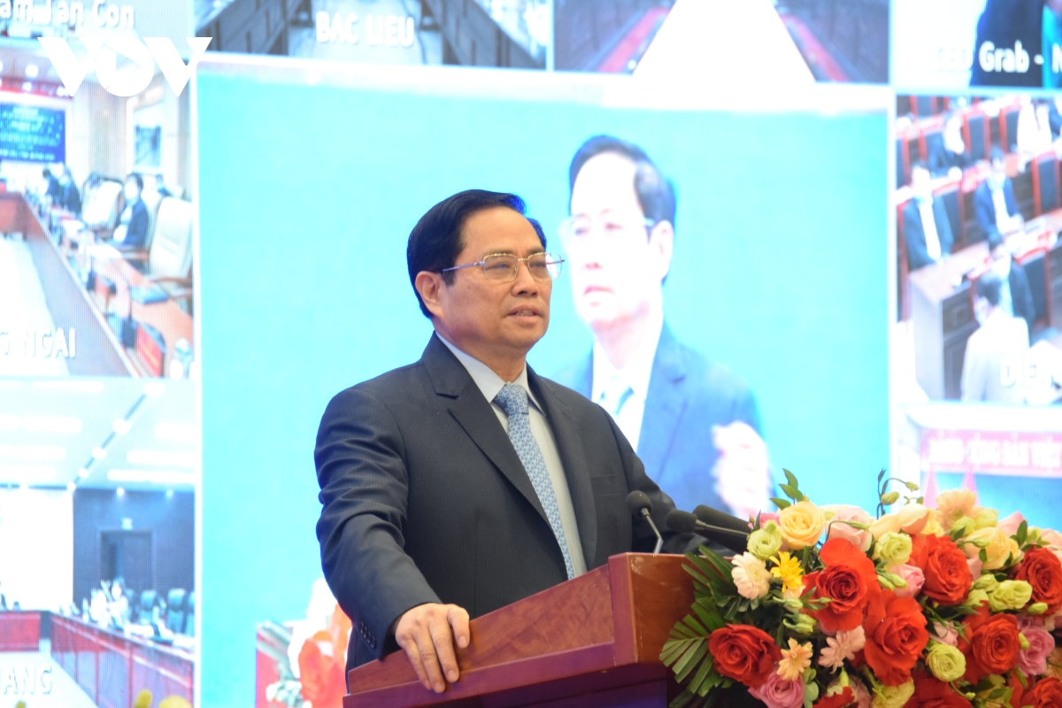 Thủ tướng khẳng định, nhân quyền lớn nhất ở Việt Nam là lo cho 100 triệu dân ấm no và hạnh phúc, dân chủ, cuộc sống bình yên, an ninh, an toàn, an dân, đó là điều quan trọng nhất, phát huy tối đa yếu tố con người.