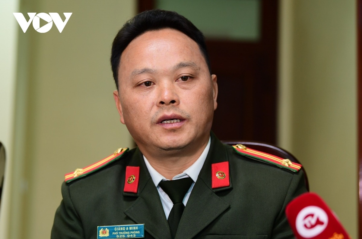 Trung tá Giàng A Minh, Phó trưởng phòng An ninh nội địa PA02 - Công an tỉnh Điện Biên. (Ảnh: Trọng Phú)