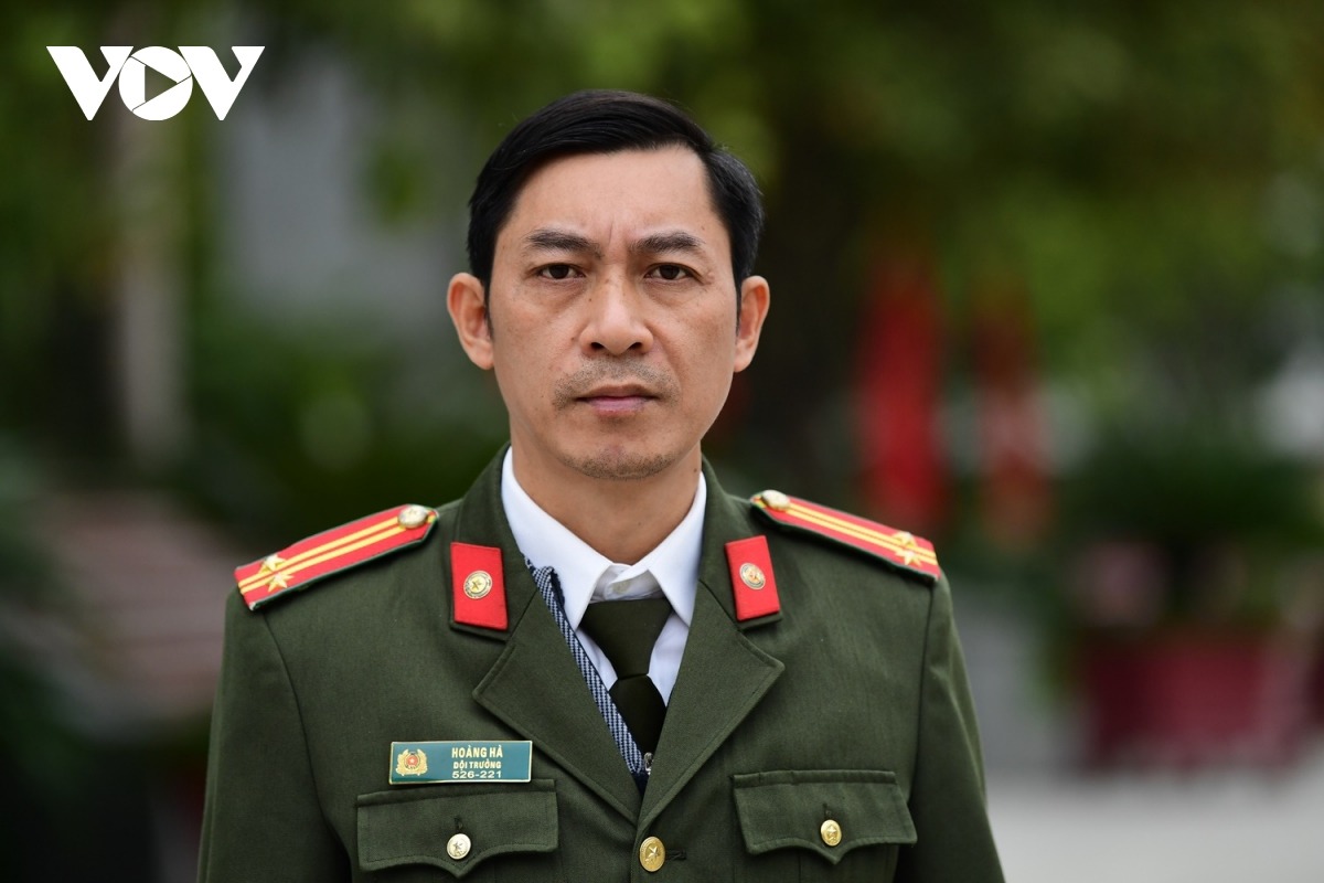 Trung tá Hoàng Hà, đội trưởng An ninh dân tộc, phòng An ninh nội địa PA02, Công an tỉnh Điện Biên. (Ảnh: Trọng Phú)