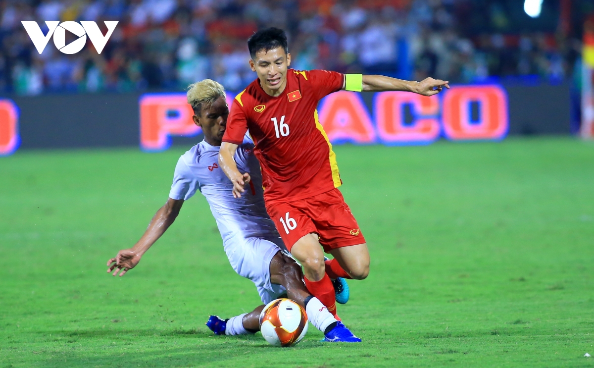 U23 Việt Nam chuẩn bị dự U23 châu Á mà không còn những cầu thủ quá tuổi như Hùng Dũng. (Ảnh: Trần Tiến).