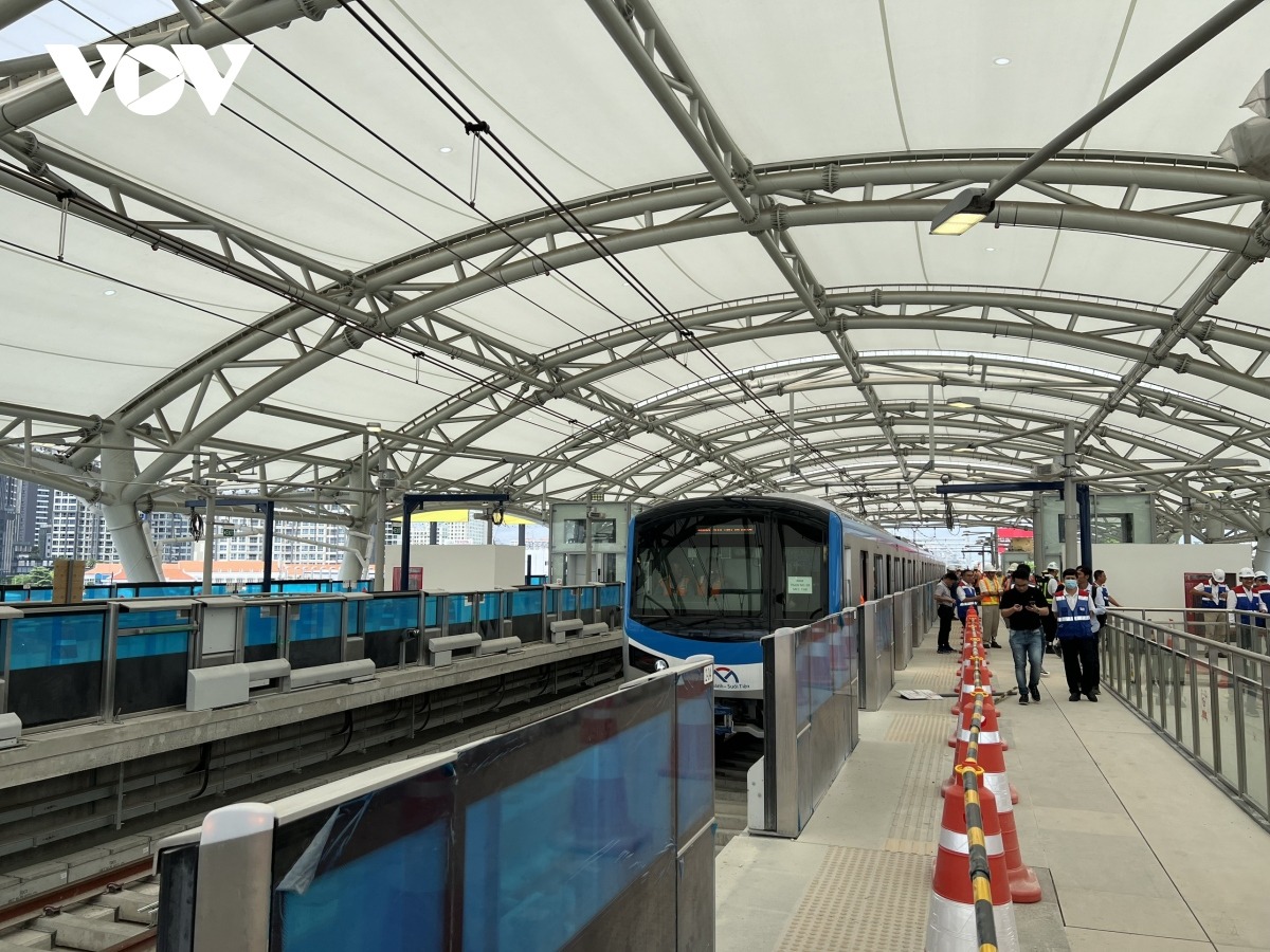 Metro 1 sắp đi vào khai thác. (Ảnh: Hà An)