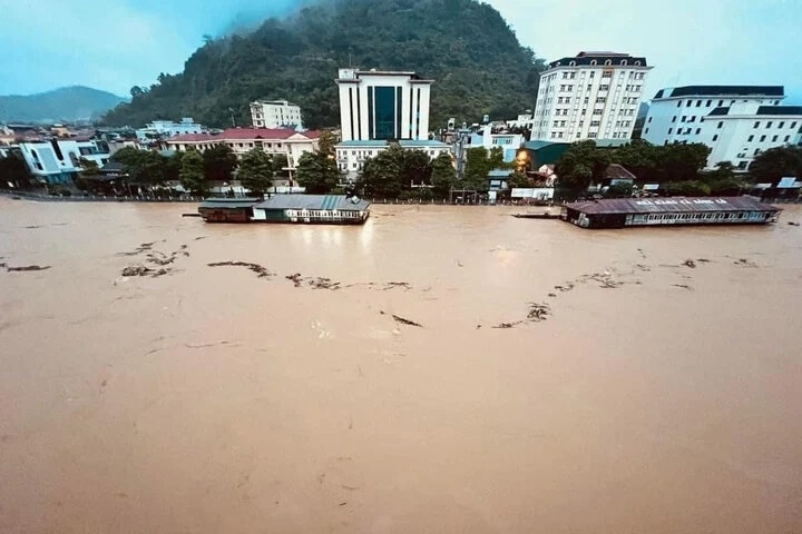 Mưa lũ gây ngập nặng tại tỉnh Hà Giang.