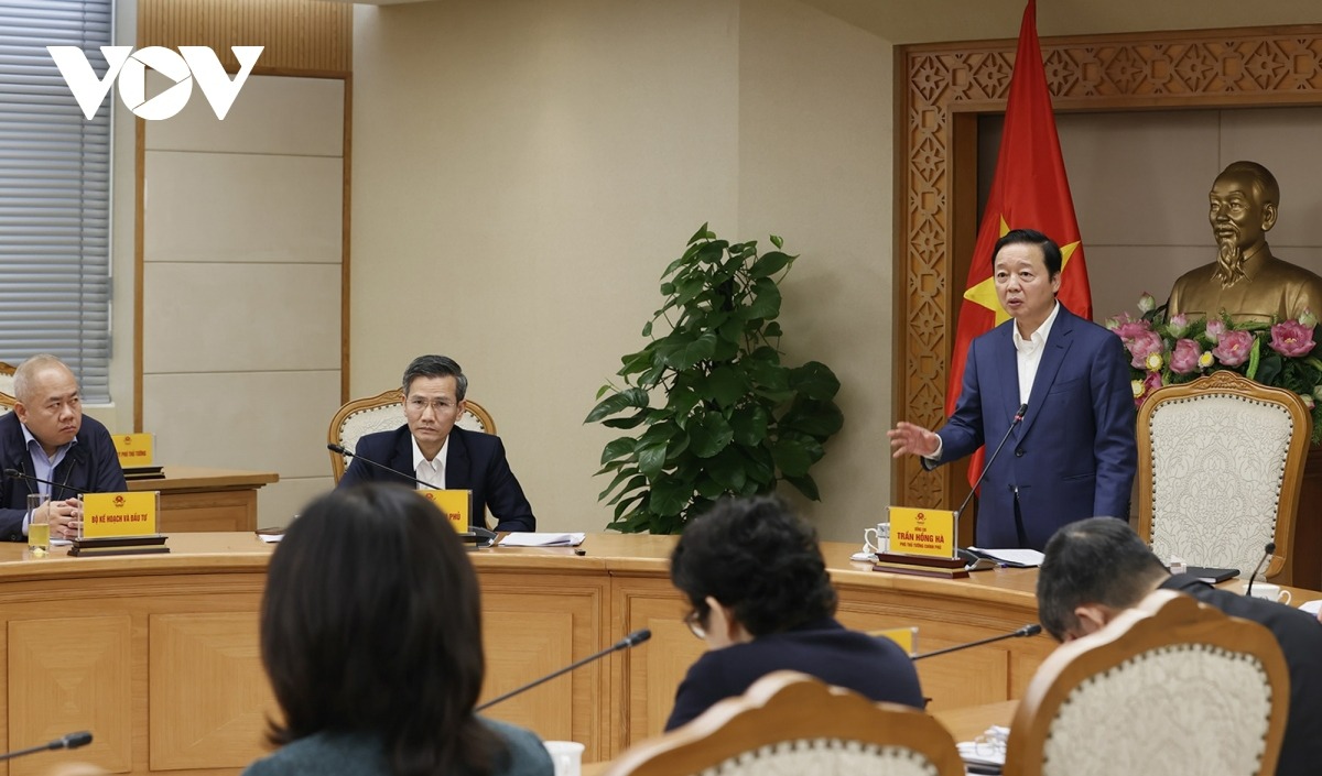 Phó Thủ tướng Trần Hồng Hà lưu ý không được bỏ sót các hoạt động kinh tế, xã hội liên quan đến lấn biển.