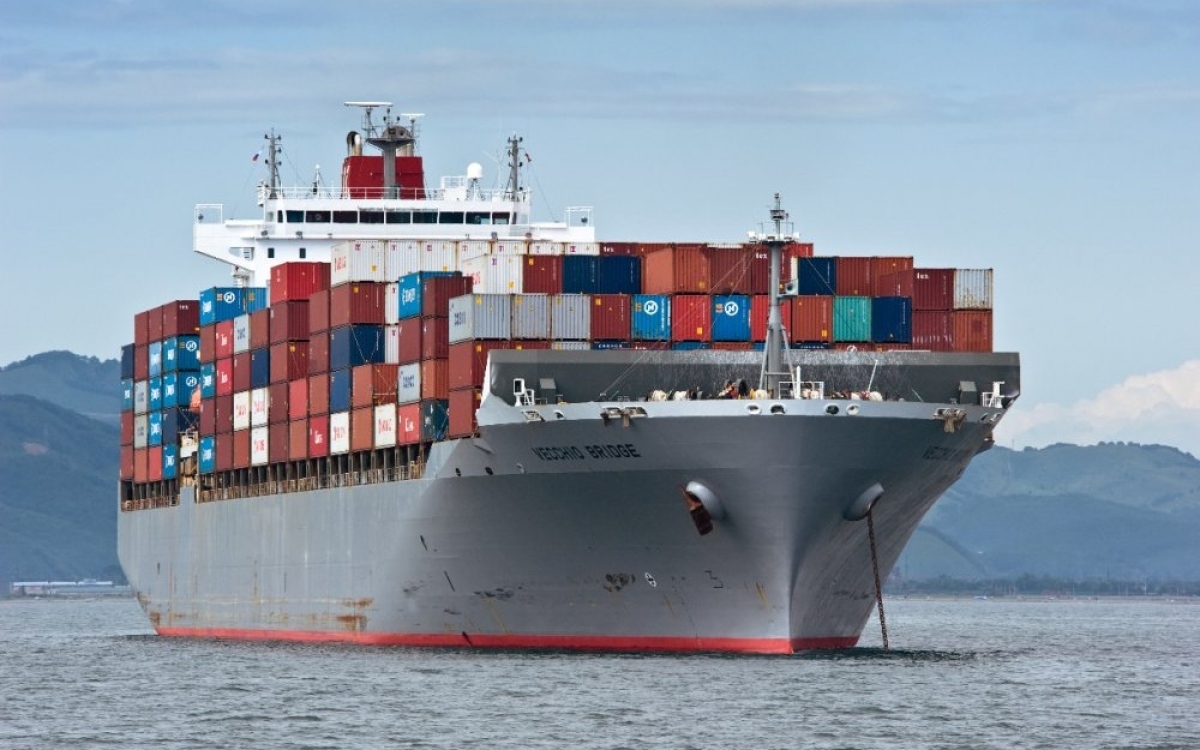 Tàu chở container hàng hóa. Ảnh: Shutterstock.