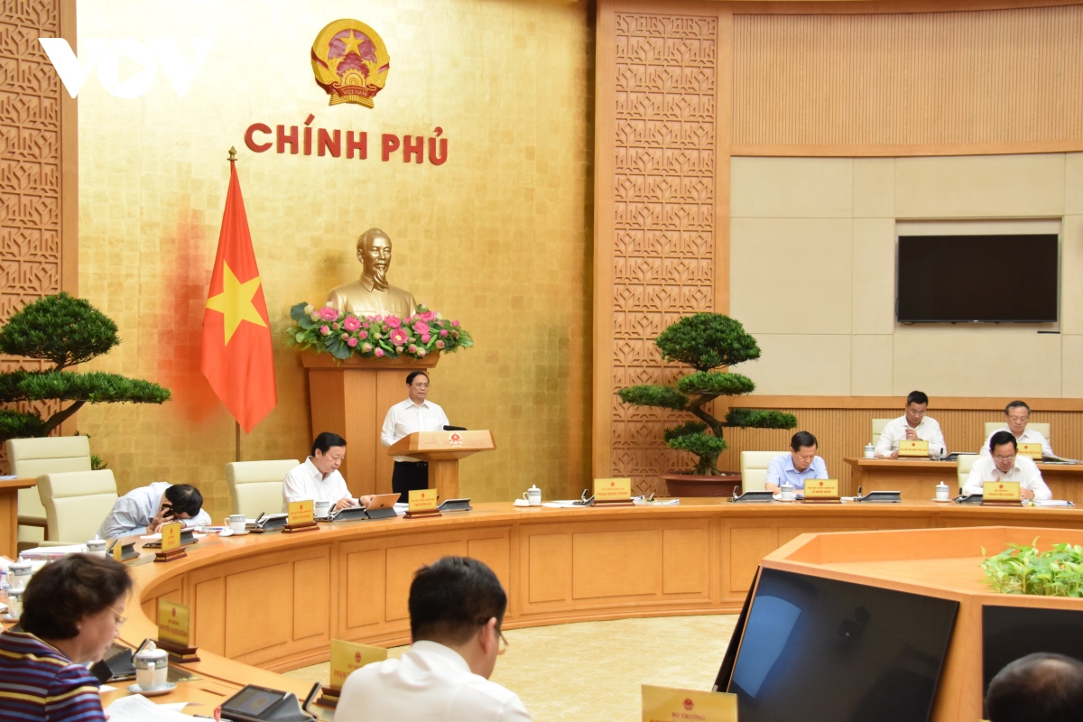 Thủ tướng Phạm Minh Chính chủ trì phiên chuyên đề về xây dựng pháp luật tháng 6/2023.