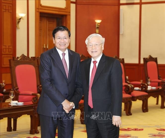 Tổng Bí thư, Chủ tịch nước Nguyễn Phú Trọng tiếp ông Thongloun Sisoulith - với tư cách Thủ tướng Lào sang thăm hữu nghị chính thức Việt Nam vào tháng 10/2019. (Ảnh: VGP)