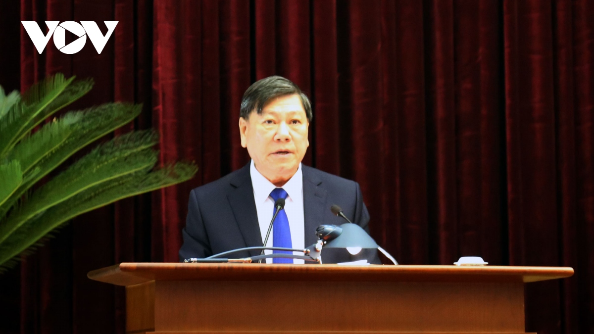 Phó Chủ nhiệm Thường trực Ủy ban Kiểm tra Trung ương Trần Văn Rón.