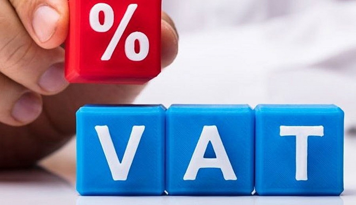 Bộ Tài chính đề xuất giảm 2% thuế VAT trong năm 2023. (Ảnh minh họa: KT)