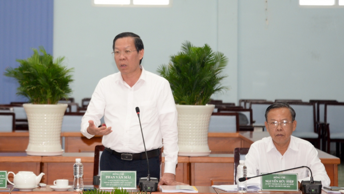 Chủ tịch UBND TP.HCM Phan Văn Mãi phát biểu tại buổi làm việc với TP Thủ Đức ngày 13/4.